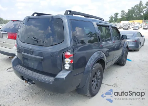 2010 Nissan Pathfinder Le из США, поврежденный, VIN 5N1AR1NN9AC617686